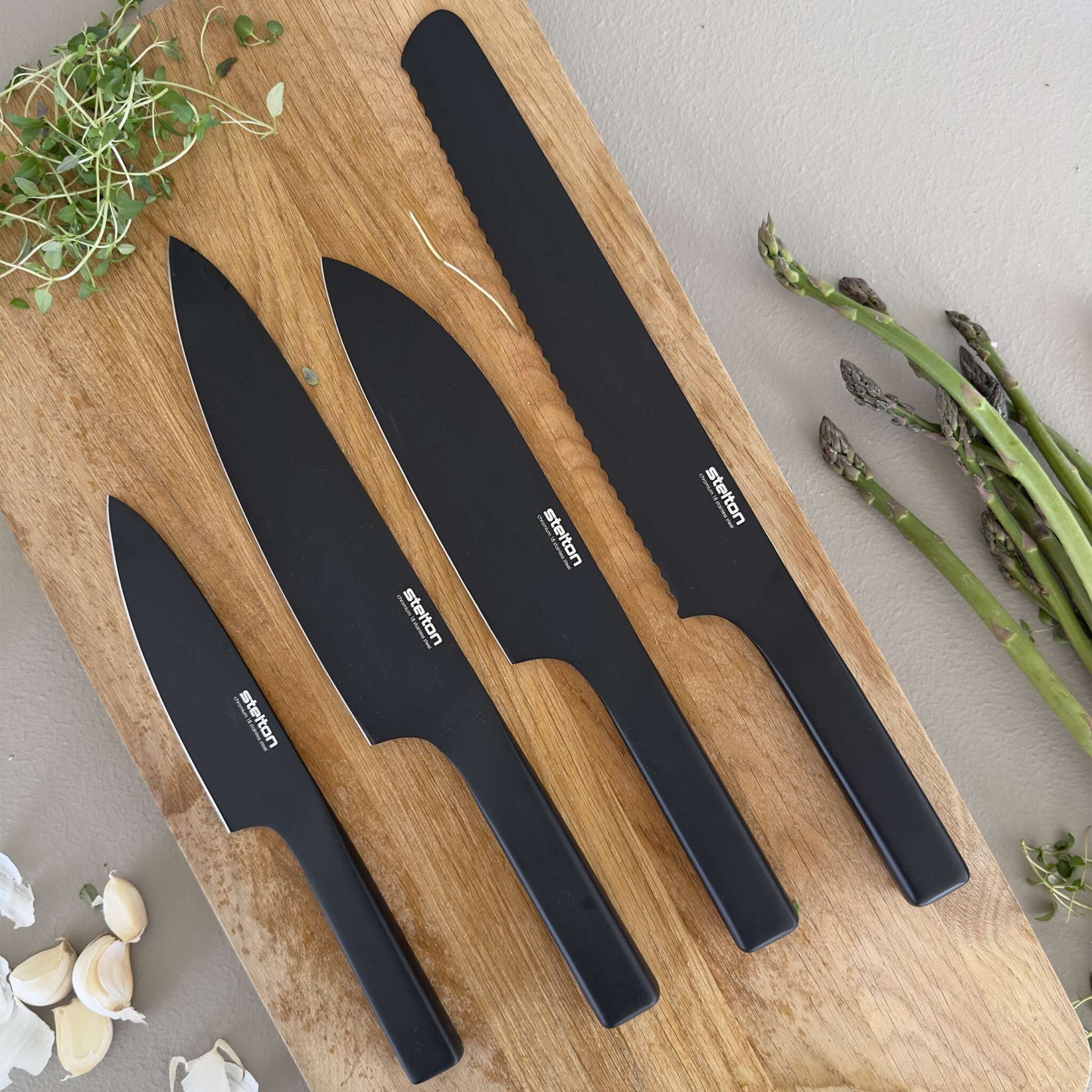 Pure Black knivsæt – 4 dele